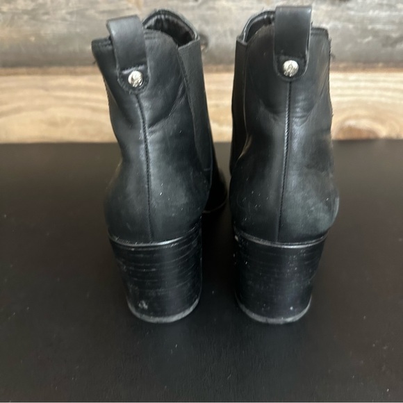 Sam Edelman Justin Black Leather Block Heeled Ankle Pull On Booties Boots 9.5 - Picture 3 of 11